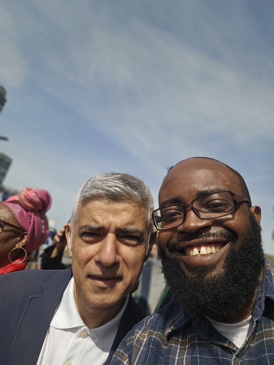 Out door knocking with the current and next mayor of London @SadiqKhan