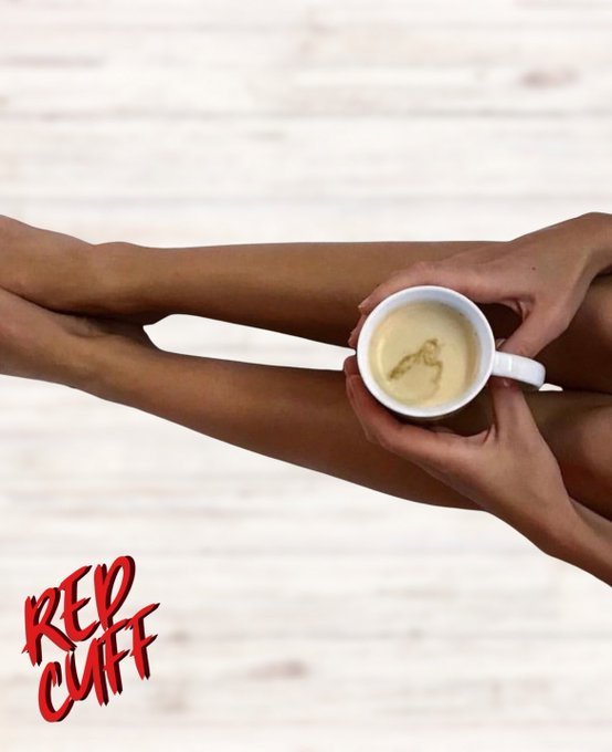 Good morning boys 💋   Say Gm back please ☕️🍑🫦 https://t.co/h011O1XW9m