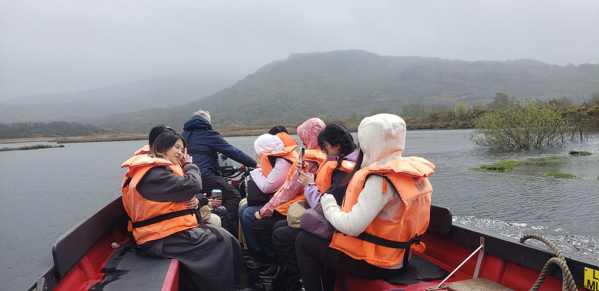 Third & final day of our fieldtrip to Killarney with 3rd year Environmental Science BScESM students; a windy, damp but enjoyable hike through the Gap of Dunloe, led by @IsraelIkoyi @EileenDillane @uccBEES @SEFSUCC @UCCEnvScience #environment