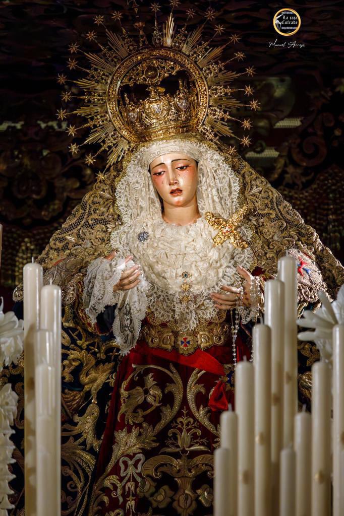 Sábados de María 
Nuestra Señora de la Esperanza 
@Hdad_Trinidad 
Capilla del Sagrado Decreto, Sevilla
📸 @ironcatan 

#virgenmaria #esperanza #TDScofrade #Sabado #cofrades #cofradiassevilla #sevilla #lacajacofrade