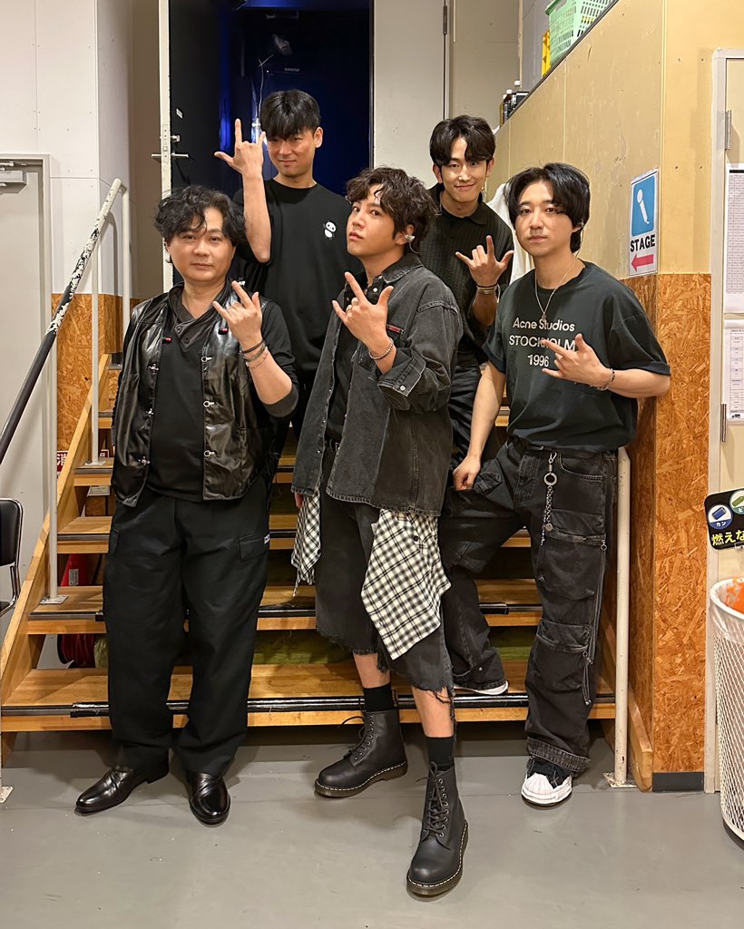 CRAFT_42_official (@craft_42_ent) on Twitter photo CHIMIRO in Sendai
#CHIMIRO
#์น๋ฏธ๋ก
#ใใใญ CHIMIRO in Sendai
#CHIMIRO
#์น๋ฏธ๋ก
#ใใใญ