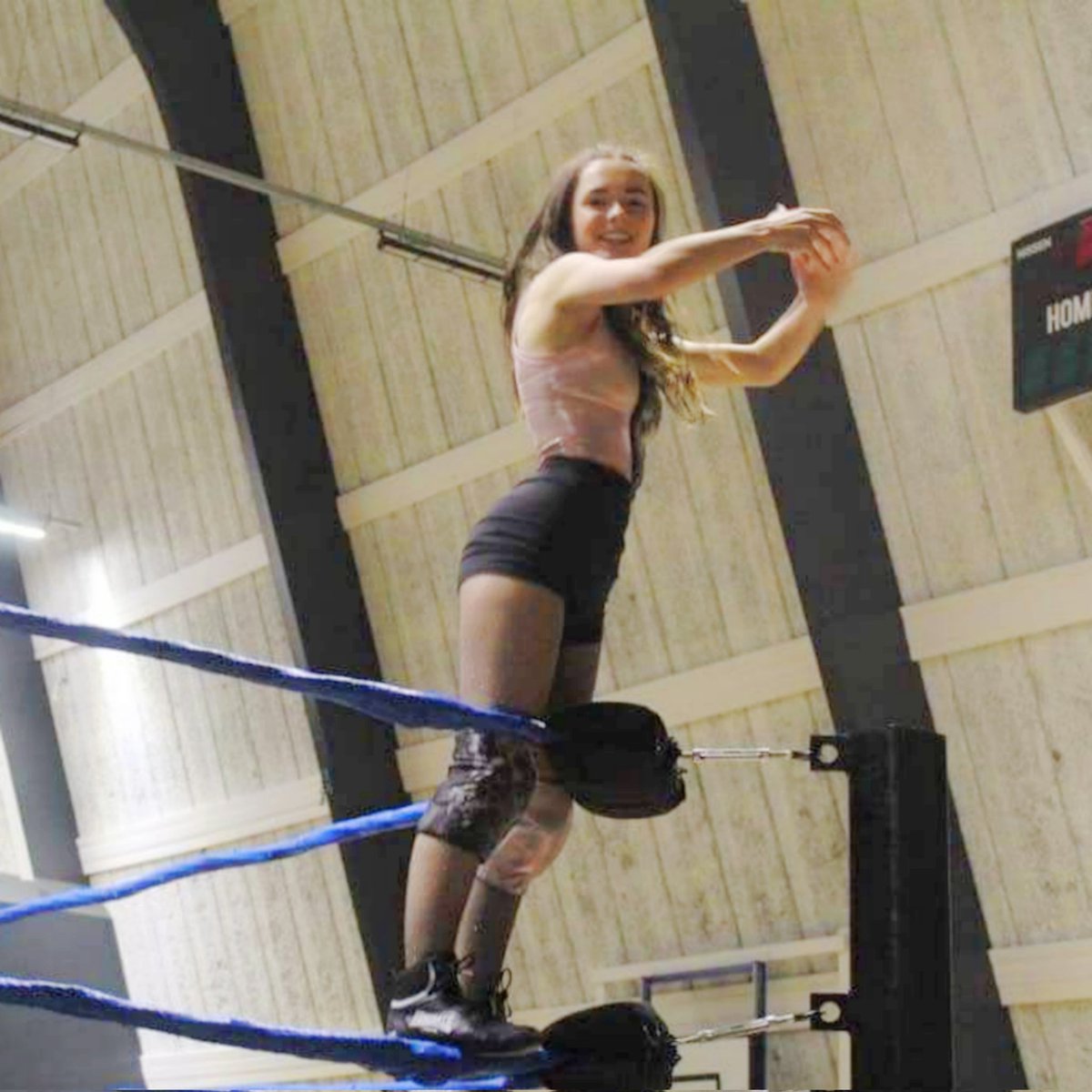 Everyone here at SPW were super proud last night to introduce #PiperReynolds to our roster as she completed in her debut match. Commissioner (and uncle) @one2watch_NR introduced with great pride and we hope so see great things in the future for our newest star. #TheWomanToWatch