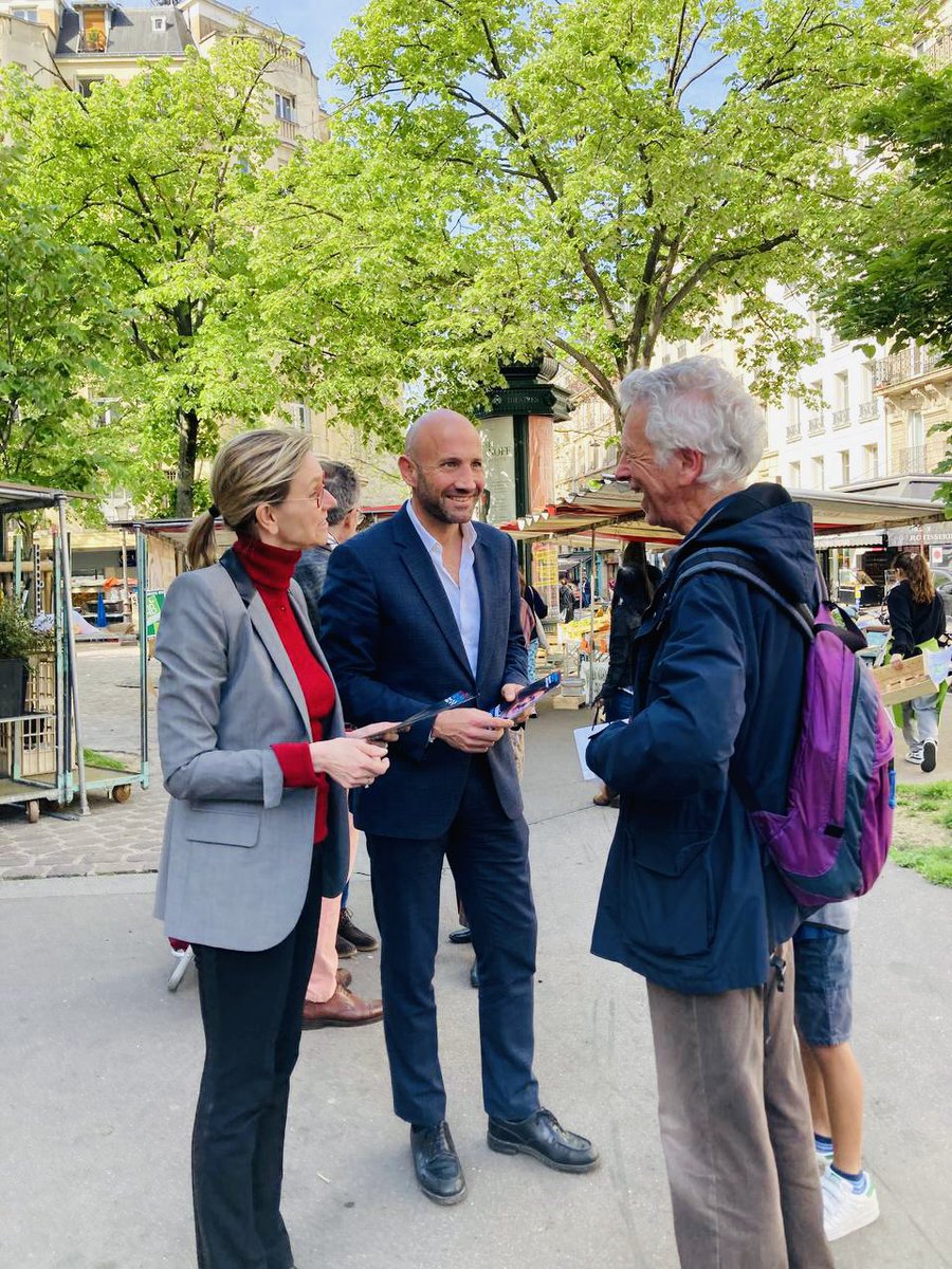 En campagne 🇪🇺
Avec @ValerieHayer 

📍Paris 11 

#BesoinDEurope