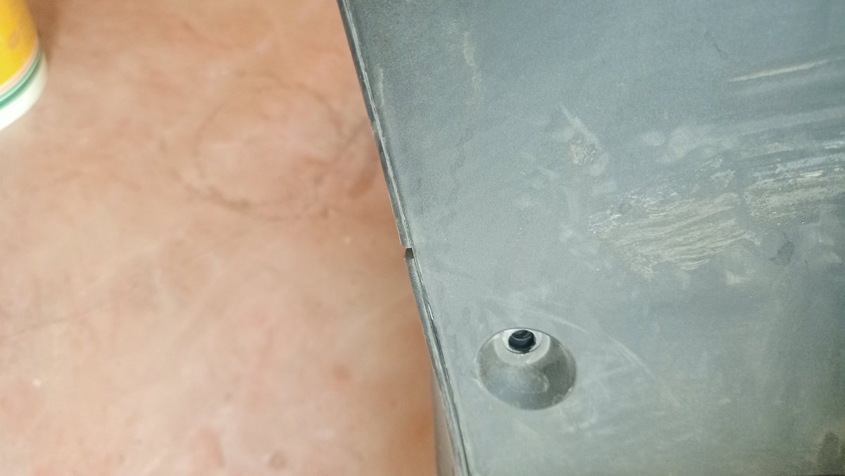 mehanto's tweet photo. I have purchased ola s1 x plus 29 march but I am facing Bluetooth connectivity issue with ola app and did not get a screw in foot panel on the delivery time.i had complent it &amp; ola experience centre worker said we wil fix your issue in 2 day but it didn't. https://t.co/nEVezGf5u7