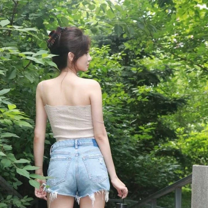 Find beauty in the ordinary.