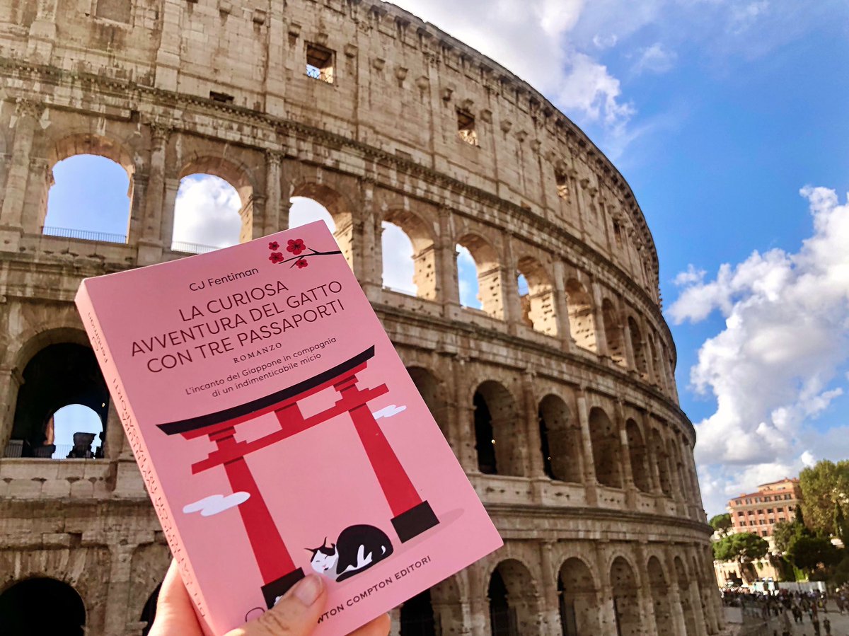 CJFentiman's tweet photo. Out now in Italian 🇮🇹 🙏😻 #italiantranslation #bookstagram #books #catbook #catbookclub #author #cats #writing #memoir #booksonjapan #japan #lacuriosaavventuradelgattocontrepassaporti https://t.co/yr2seIu8NE