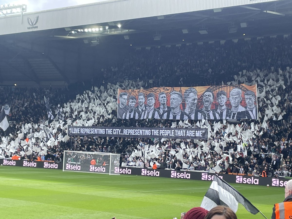 ⚫️⚪️ Newcastle United tribünü.