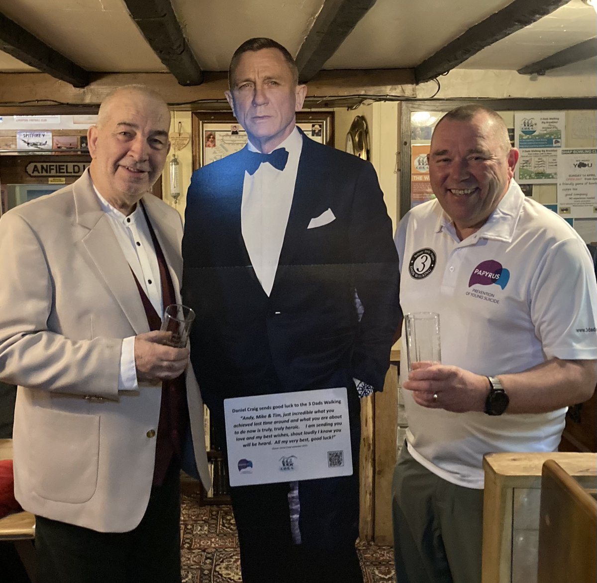 It's amazing who Andy gets to meet in the Strickland Arms (Great Strickland, Penrith) Together we can save lives @007 @PAPYRUS_Charity @Every_Life_Cumb