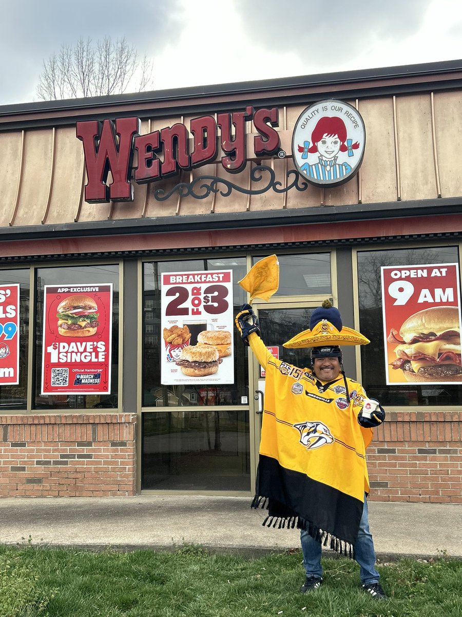 @MaxHerzTalks You Hear the Man #Smashille !!@PredsNHL Win You Win!! Go Get Your @PennStationSubs Fries 🍟 @MoesNashville Queso 🫕 @HattieBs Pollo 🍗 & @Wendys Frosty 🥤!!! And no necessary in that order !! Go #Preds Go #Preds Go #Preds