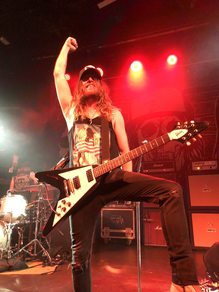 ciarankavanagh's tweet photo. @thecadillac3 @ericchurch @academydublin Remember it well, and looking forward to next month https://t.co/J0lIW0C6j2