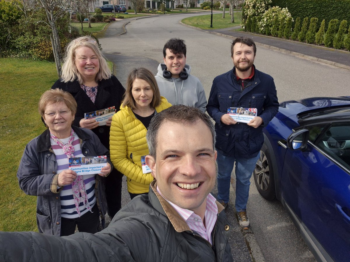 ☀️ Great to be in Aboyne this morning with brilliant @ScotTories Councillor for Upper Deeside and Donside, Sarah Brown and team delivering our new local newsletter 📃 #WestAberdeenshireandKincardine