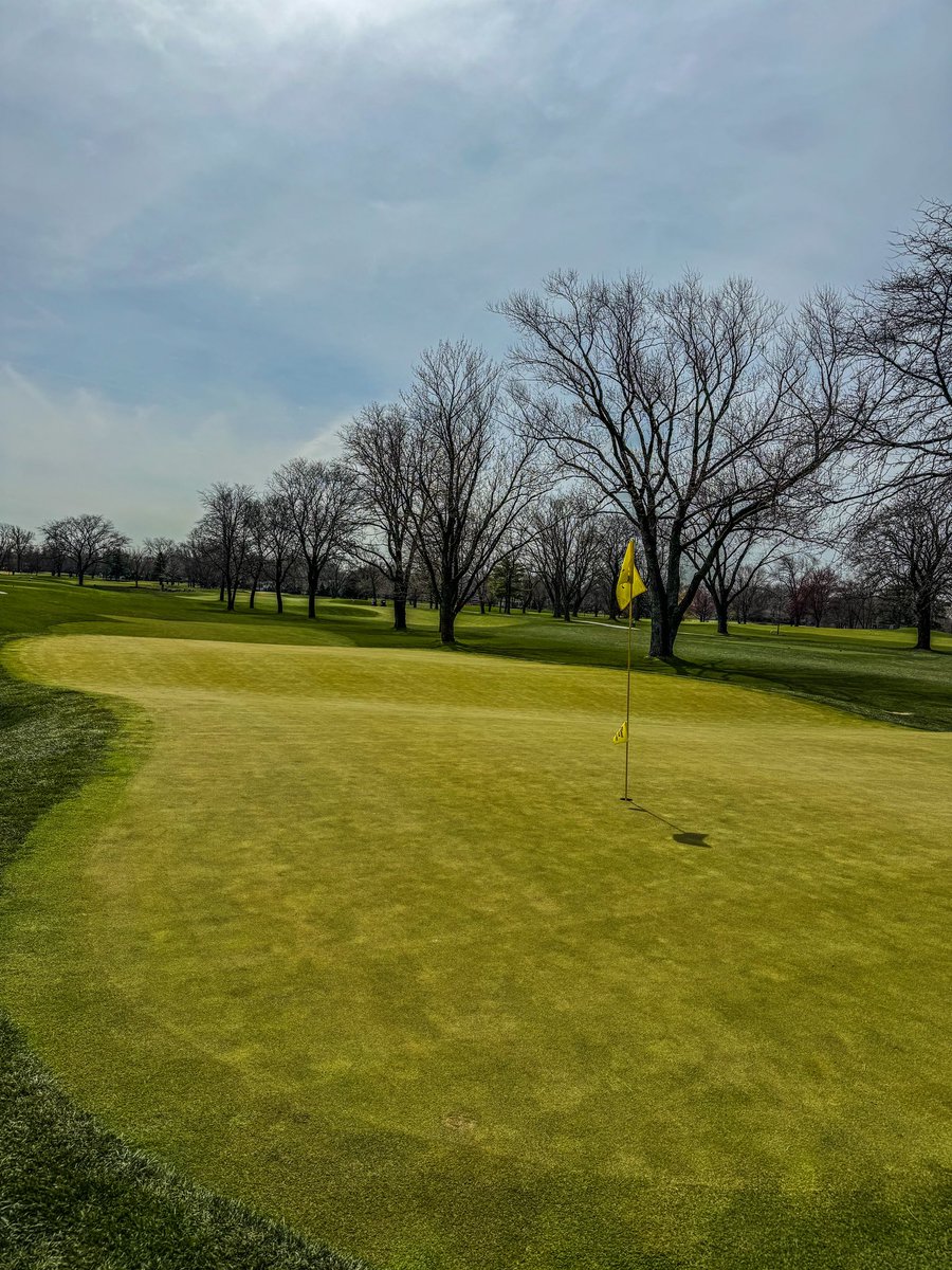 Happy Saturday Folks! Here is a little Saturday fun - which green is this?⛳️.
.
.
#mpgc #golfmtprospect #mtprospectgolf #golfmtprospect #illinoisgolf #chicagogolf #wearemountprospect #mountprospect #mtprospect #golfclub #golfday #golfswag #golfball #golfclubs #golfphotography
