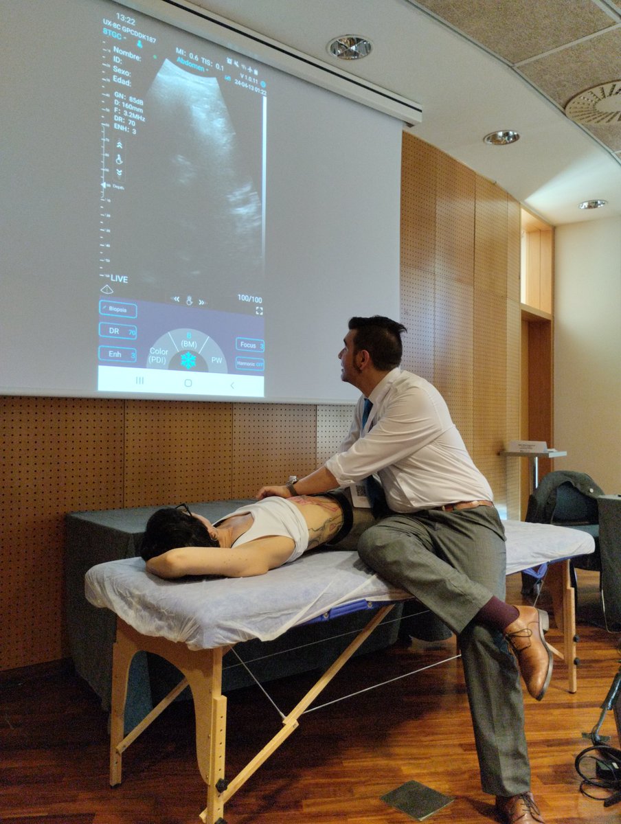 Paulalonic's tweet photo. Un lujazo aprender con @SonoSamMD y @GloOrtizMiluy  en #XISEINAV. Muchas gracias! https://t.co/Qpvlg49LW0