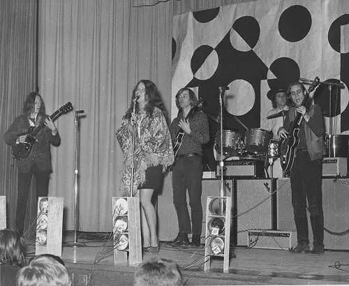 1966, SF....@JanisJoplin debut. streetcredmusic.blogspot.com/2024/03/womens…