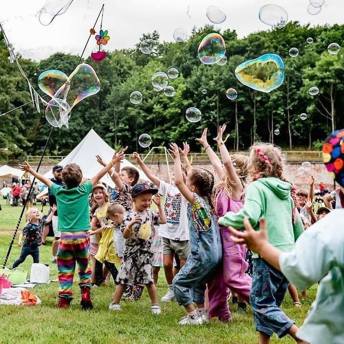 Little Lindi is the perfect FAMILY weekend…you and your little people will never be bored. We’ve got magic, family raves, bug hunting, silent discos, mud kitchens, cooking, climbing and more! 

“Little Lindi…the place to make a million memories”

🎫 bit.ly/LittleLindi2024