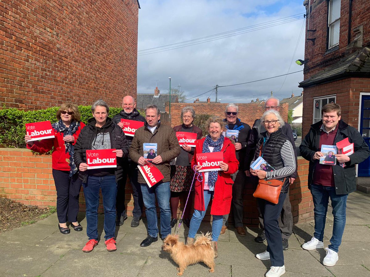 Great to be out supporting the #LabourDoorstep in Cleadon and East Boldon this morning with @UKLabour candidate for Cleadon & East Boldon Kevin Brydon & Northumbria PCC candidate @SusanDungworth #VoteLabour on Thursday 2nd May