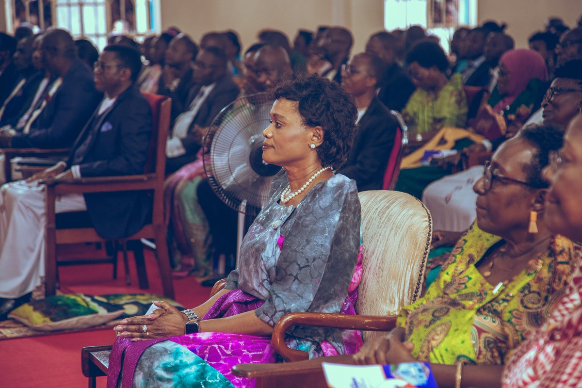 MKMuusa's tweet image. Omukolo gw&apos;okusaba kw&apos;amazaalibwa ga Ssaabasajja age 69 kutandise ku Kkanisa y&apos;Abadiventi e Najjanakumbi. 
#CBSFmUpdates