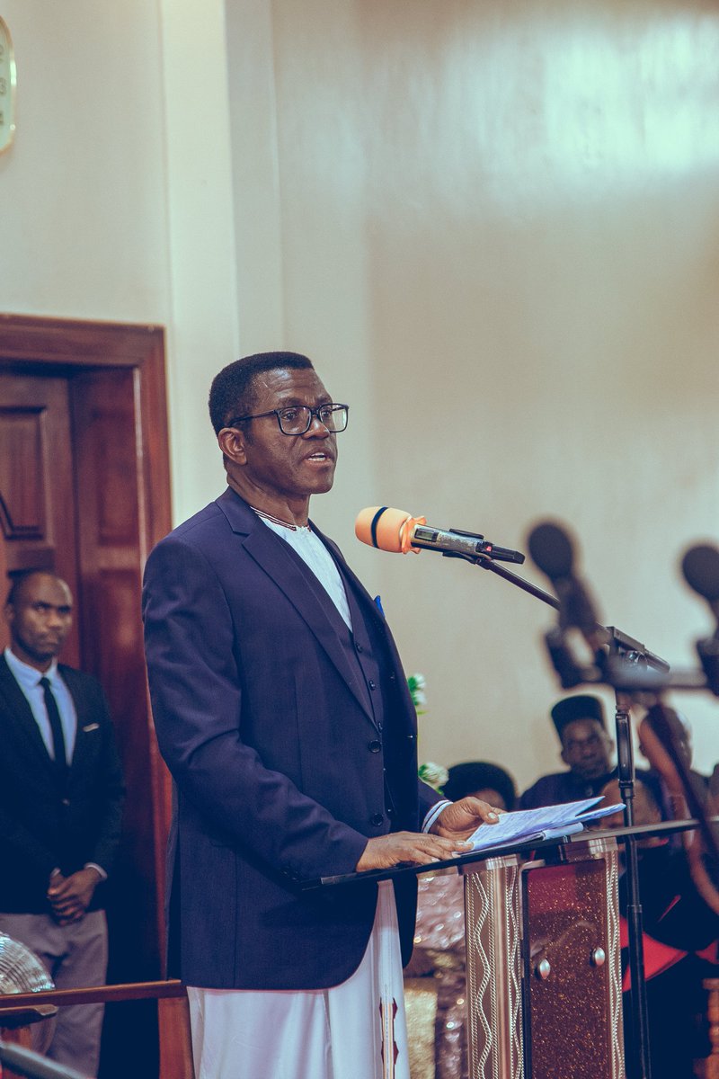 MKMuusa's tweet image. Omukolo gw&apos;okusaba kw&apos;amazaalibwa ga Ssaabasajja age 69 kutandise ku Kkanisa y&apos;Abadiventi e Najjanakumbi. 
#CBSFmUpdates