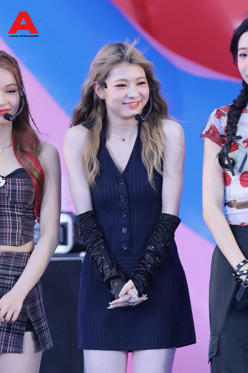 “RUAN” ร่วมต้อนรับซัมเมอร์​ในงาน Siam Paragon Ultrasonic Water Festival 2024 “Songkran Lobster Wonderland by Philip Colbert” 

GEN1ES FIRST APPEARANCE
#RUAN #IKEMARUAN 🫧
#이케마루안 #池間琉杏 
#SiamParagonxGen1es #Gen1es #WaterFestival2024xGen1es 
#SiamParagonSongkran2024