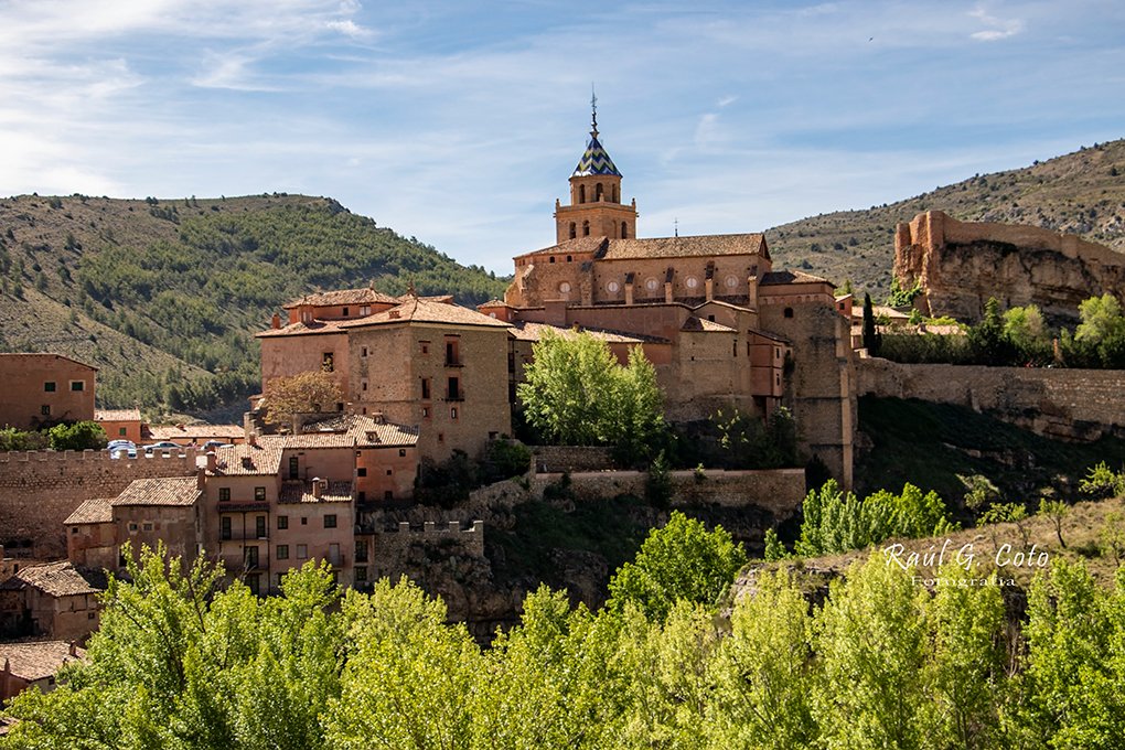 Albarracín (#Teruel) @aragonturismo #albarracin #photography #photooftheday #love #instagood #fashion #photo #fotografia #instagram #bestoftheday #sunset #travelphotography #foto #modeling #artist #instapic #like4like #color #ootd #likeforlike #landscape #igers #instamood