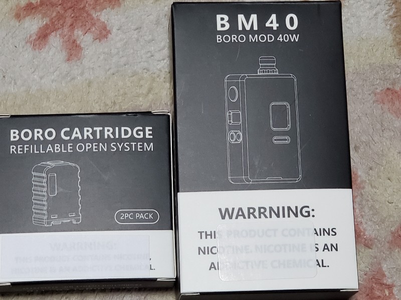 ScatPack11's tweet image. BM40 BORO MOD 40W &amp;amp;
BORO CARTRIGE
今日は休日出勤、帰りにフレキチさんで購入。　
このカートリッジ他のBORO MODにも使用可能どおかな？
#mechvape
#flavorkitchen