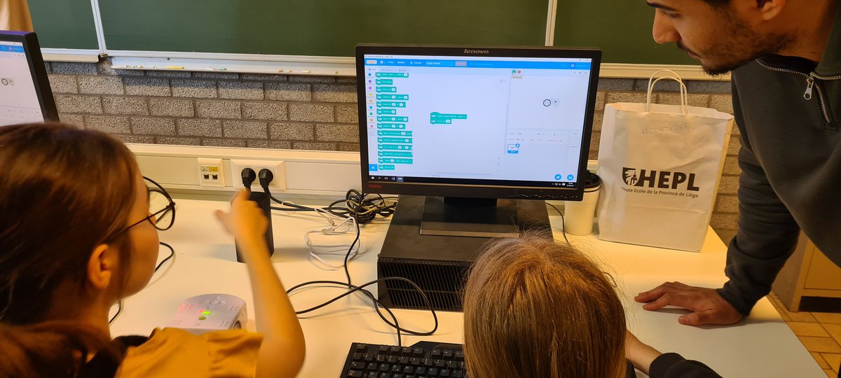 Devoxx4Kids tweet media