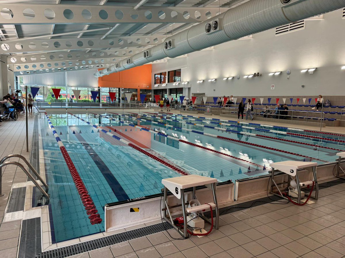 We are ready to go in Alfreton for our National Swimming Championships 🏊‍♀️💚 We wish everyone competing the very best of luck, have a great day 🏅