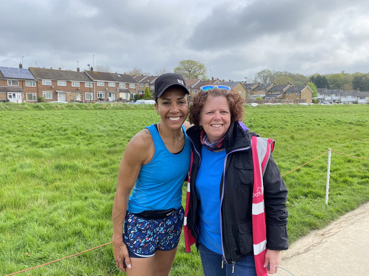 Gorgeous morning for a run, volunteered at parkrun first, met the lovely Dame Kelly Holmes then headed out for a 10k to earn a #Garmin badge 😂. First outing for shorts this year #running #parkrun #endorphins #TeachersRunClub #Flanci