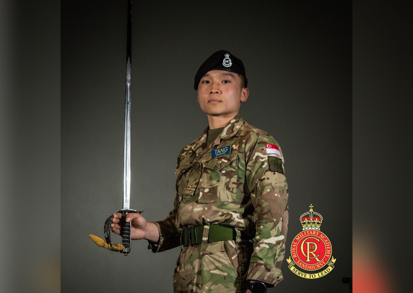Singaporean named best international cadet at British military academy: 'Means a lot winning this award representing my country' bit.ly/3xxOS79