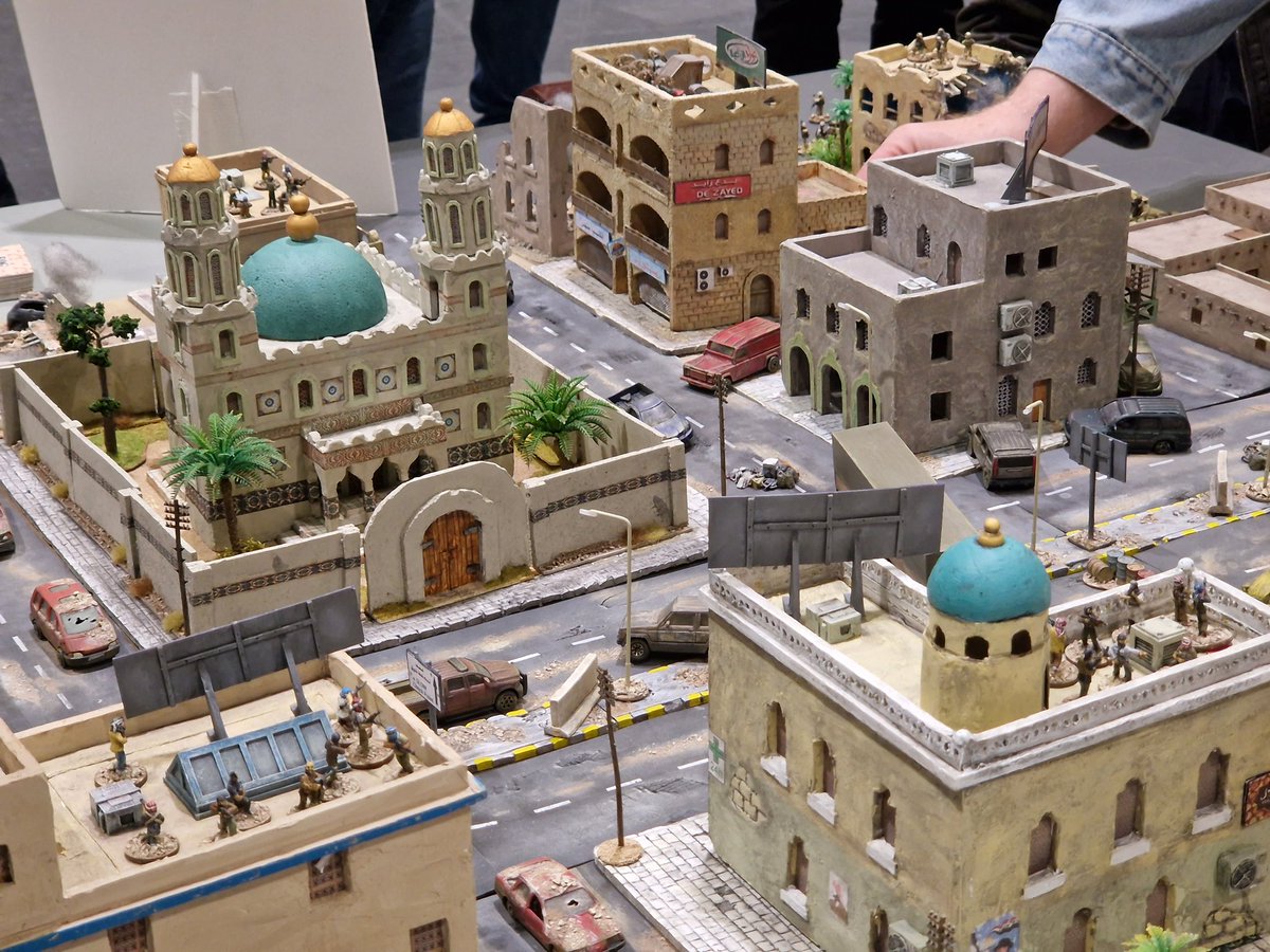 Sounds like Salute 2024 is on this weekend. I went for the first time in '23 with <a href="/WerdnaKcep/">Andrew Peck</a> and had a blast. Here are some cool table / game pictures from then...

#Salute #gaming