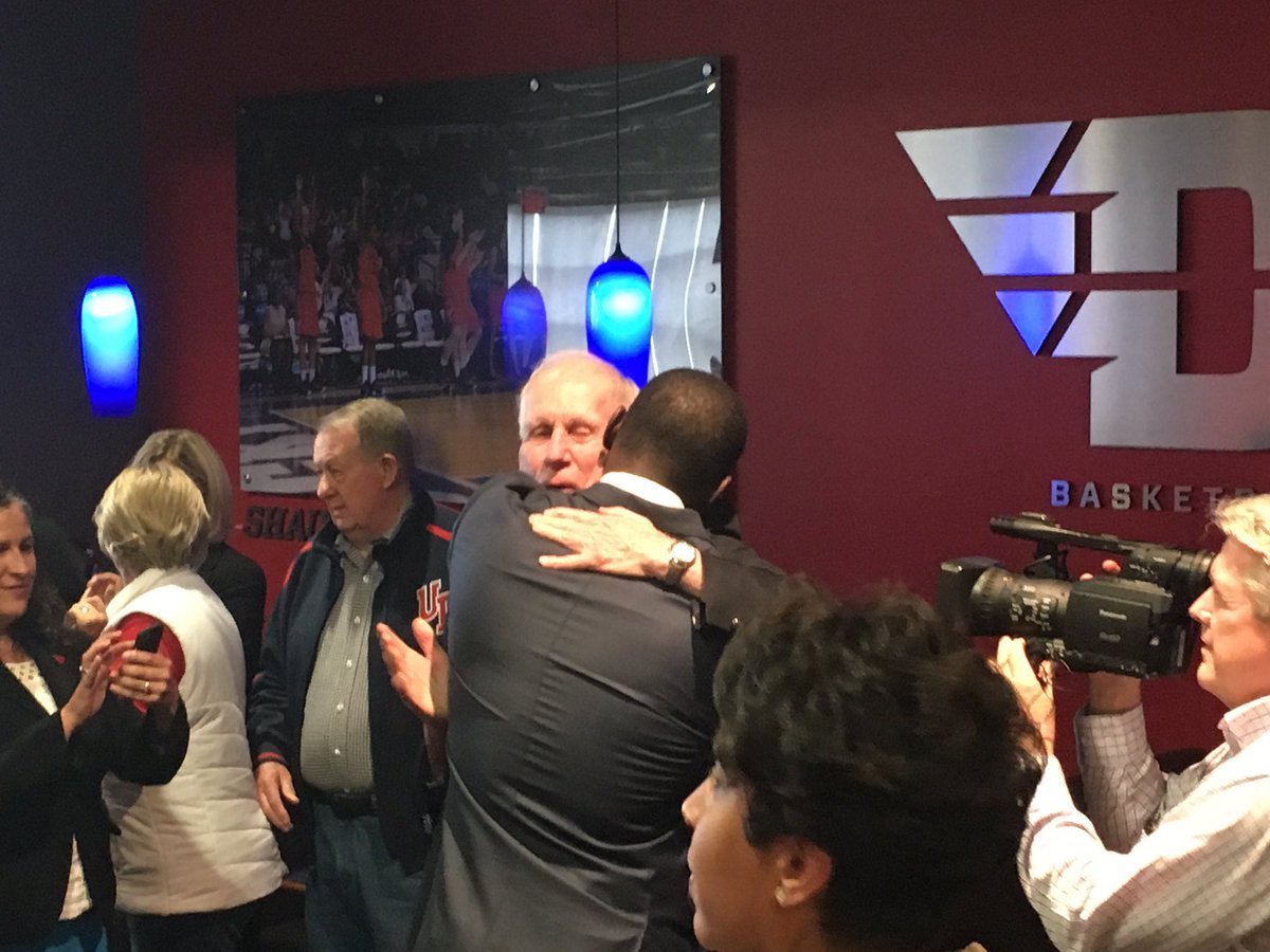 I was very sorry to hear of Coach Don Donoher’s death. A true legend. I’ve always loved the picture I took of Donoher and Anthony Grant embracing the day @DaytonMBB introduced Grant as head coach in 2017. RIP Coach Donoher! @whiotv @WHIORadio