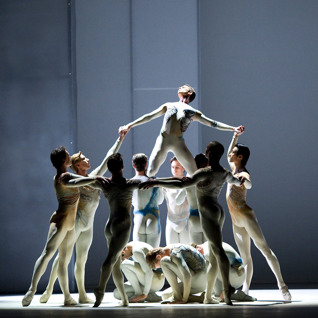 There's another chance to see the @RoyalOperaHouse Macmillan Triple this week. From a kaleidoscopic abstract ballet to a poignant elegy, celebrate Kenneth MacMillan’s endless invention 🩰 📅 Mon 15 Apr, 2.15pm 🎟️ On sale now!