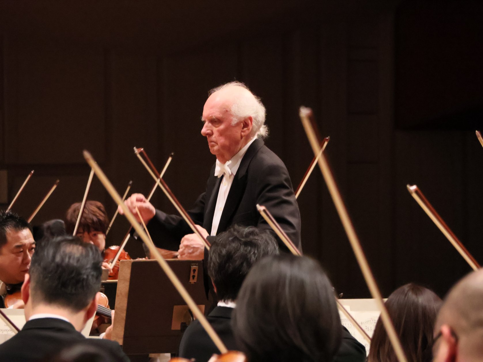 THE NHK SYMPHONY NHK交響楽団 輝ける60年の軌跡 レコード Amazon.co.jp: NHK交響楽団 世界一周演奏旅行 1960 (8CD) [日本
