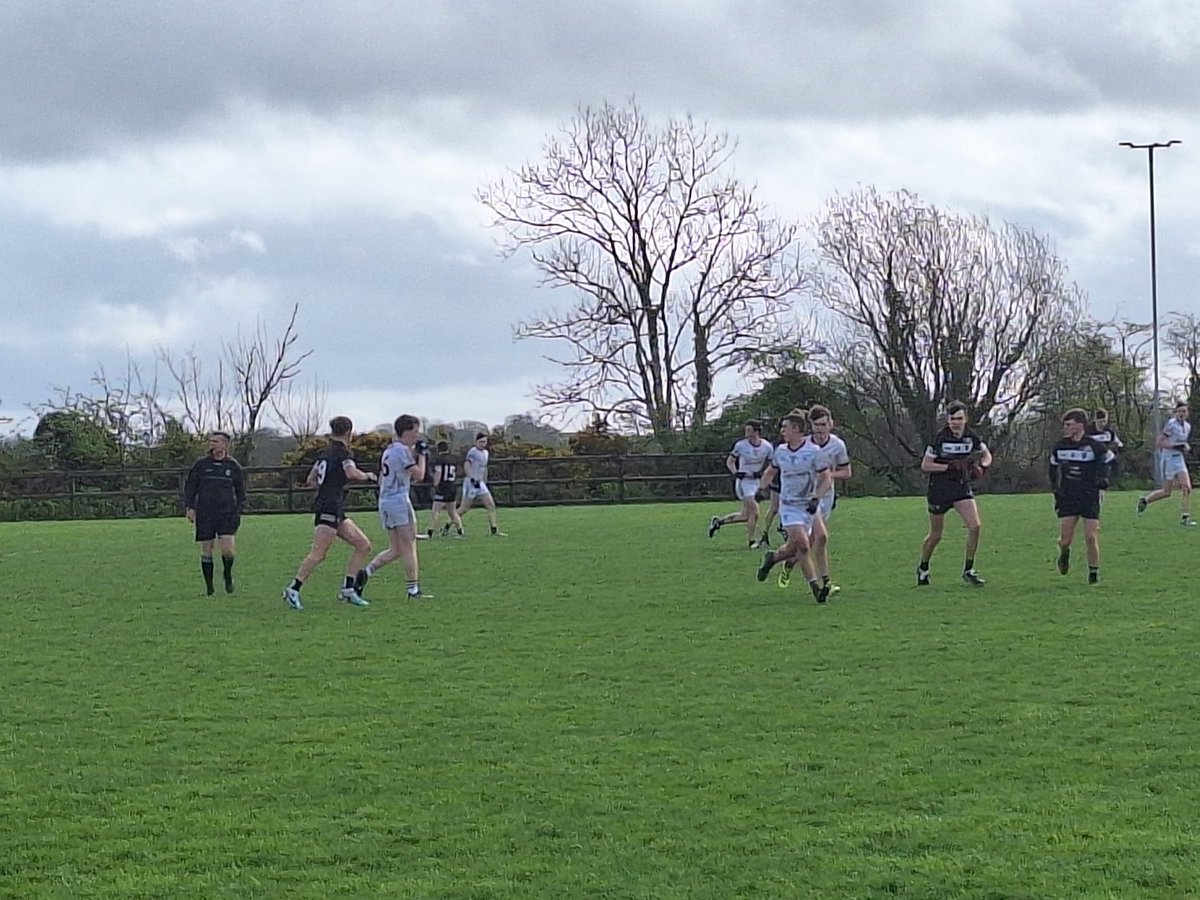 Well done to @sligogaa u16 squad who competed today in @ConnachtGAA tebb webb blitz day. Loads of football for the squad playing @Galway_GAA and @MayoGAA