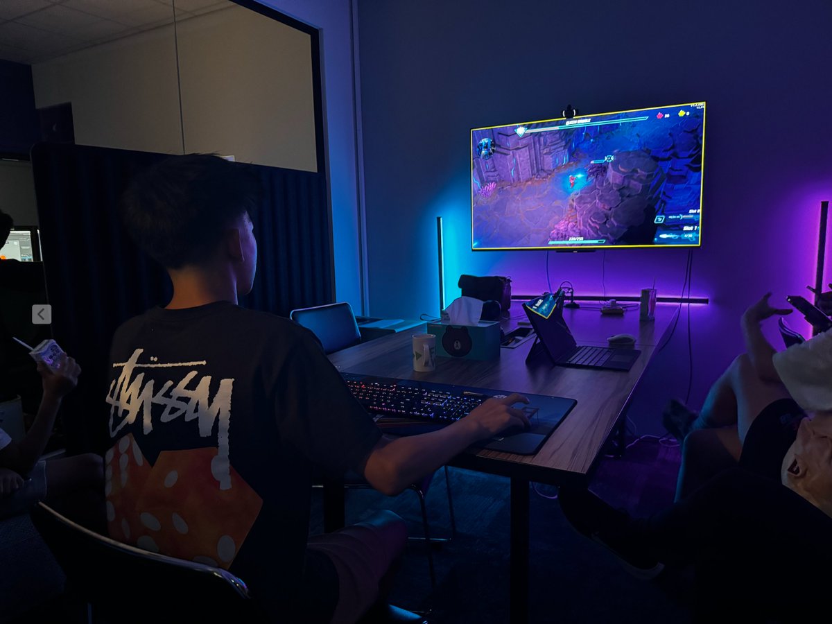 steve chen tweet media