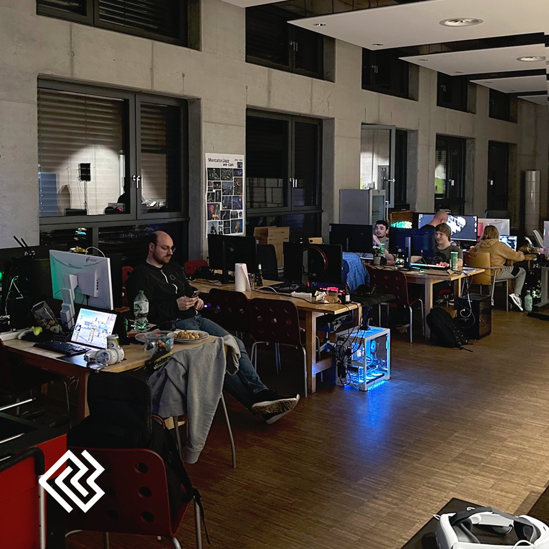 KRANKIKOM tweet media