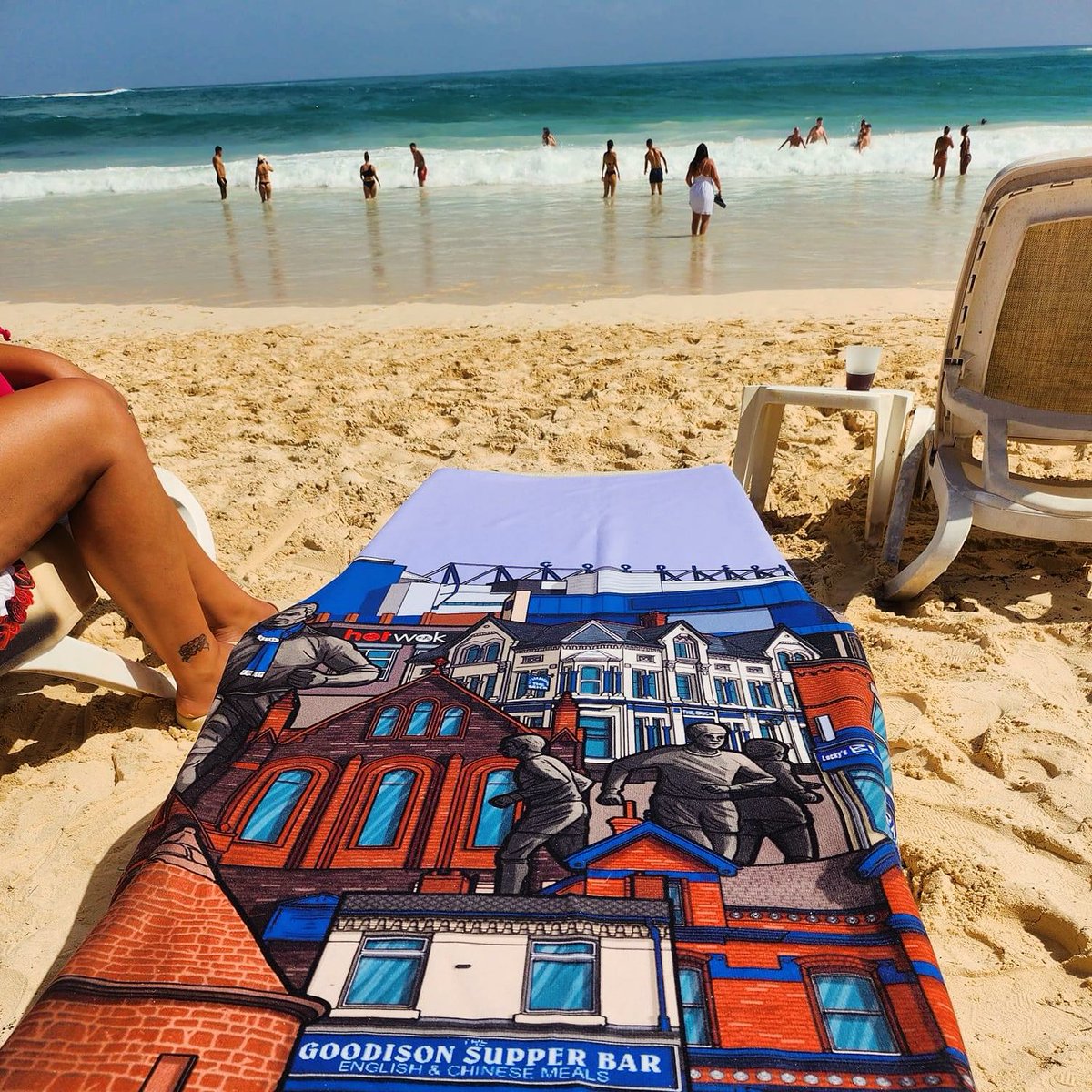 🥳 COMPETITION TIME 🥳 To be in with a chance of winning one of my popular matchday beach towels 😎 Just: - Follow us📱 - RT this post💙 - Tag a blue mate🙋🏼‍♂️ Winner announced at 10pm on Monday Good luck. 💙 #Everton