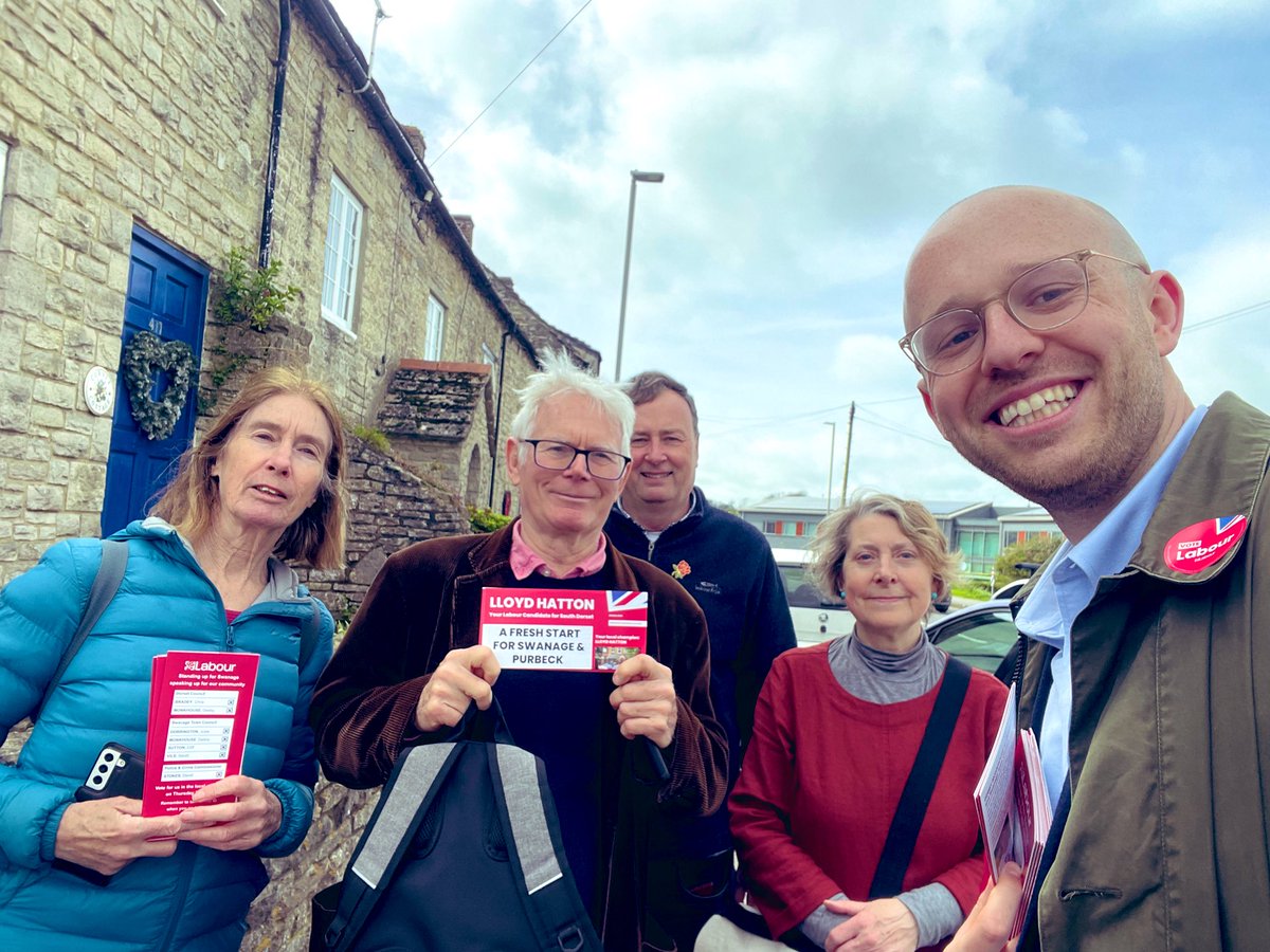 🗓️Month 1: We’ve hit the ground running, campaigning in all four corners of South Dorset! So far: ✅ Campaign launch by the Harbour ✅ 1100+ doorstep conversations ✅ 32,000 newsletters delivered Truly fantastic to catch up with friends & neighbours from across our community.