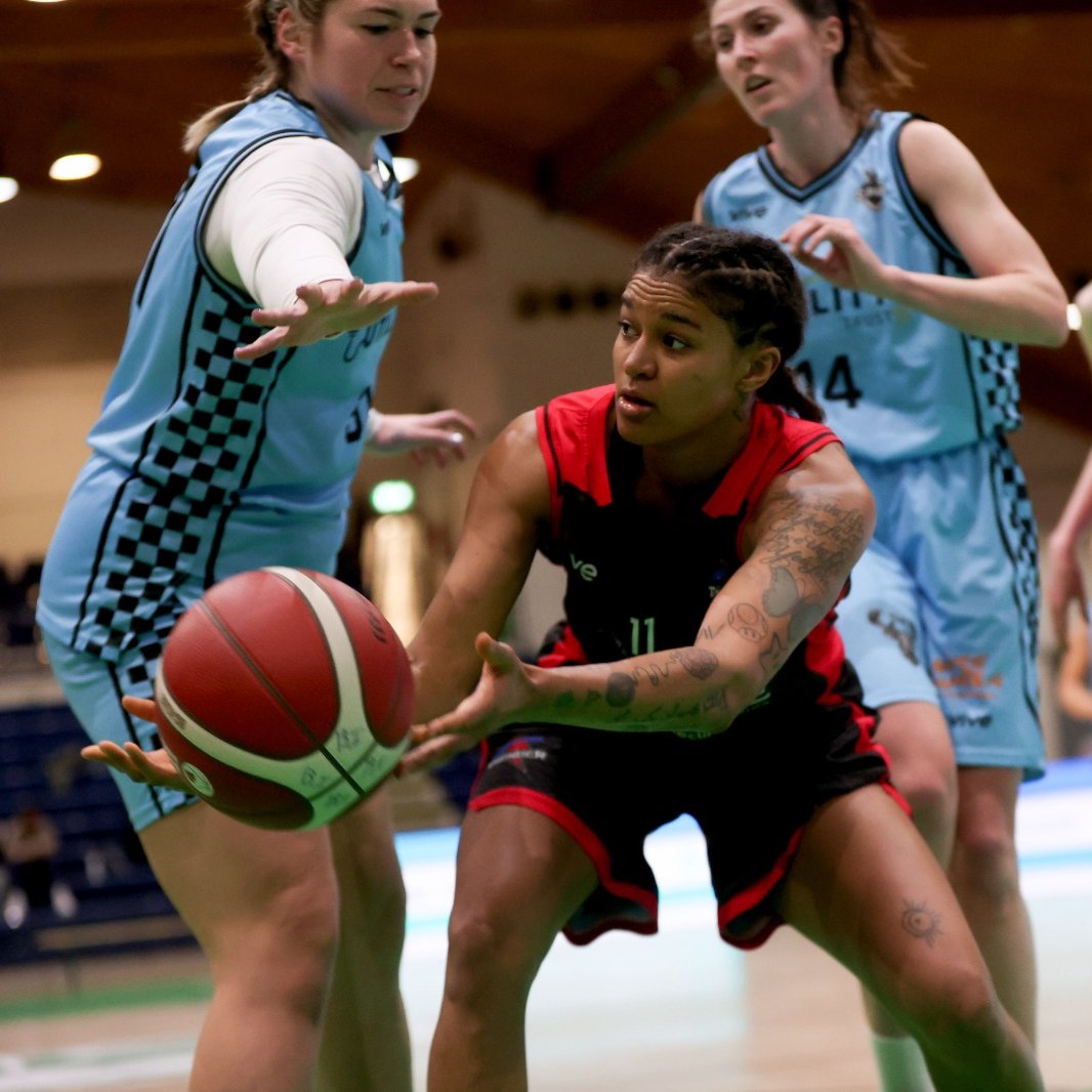 BballIrl's tweet photo. Opening half Double-Double for Caretti ⚔️

📈 11 PTS | 12 REBS | 3 AST

#LeagueFinals | #BID1 https://t.co/54DvEhQvqh