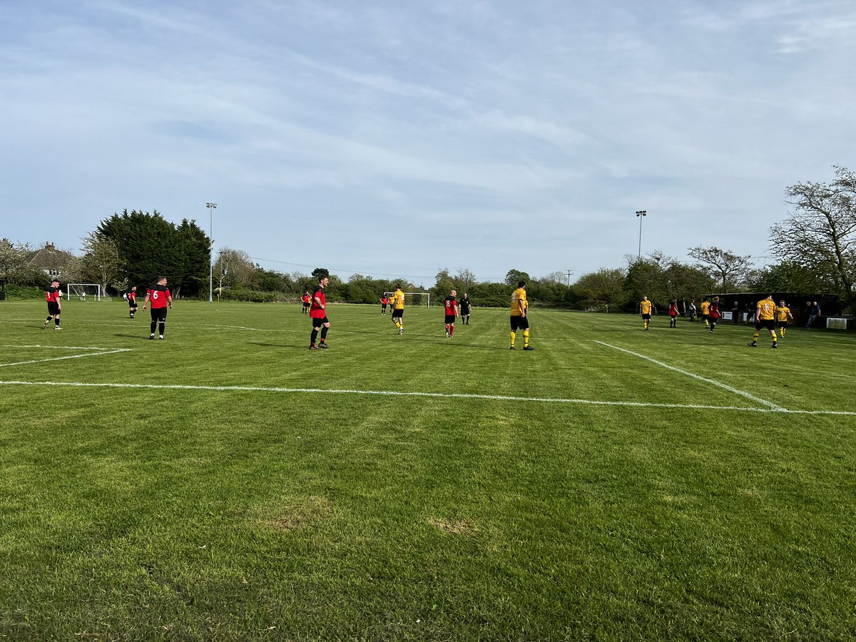 Result: Somersham 6-0 @HundonFC Goals: Dan Sterna (2), Mark Browne, James Hodson, Luke Pettit, Sukraj Atwal Good win in the sun today ⚽️☀️⚽️☀️