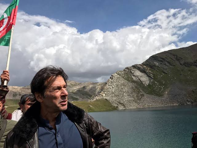 عمران خان زندان سے نکلے گا تو پاکستان بحران سے نکلے گا۔ یہ پوری قوم کی آواز ہے۔ آئین کی بالادستی اور عمران خان کی رہائی کی تحریک جلد نتیجہ خیز ہوگی۔ 
بے گناہ سیاسی قیدیوں پر مسلسل جھوٹے مقدمات، انسانی حقوق کی بدترین پامالی ہے۔

#PishinJalsa #تحریک_تحفظ_آئین 
#ReleaseImranKhan