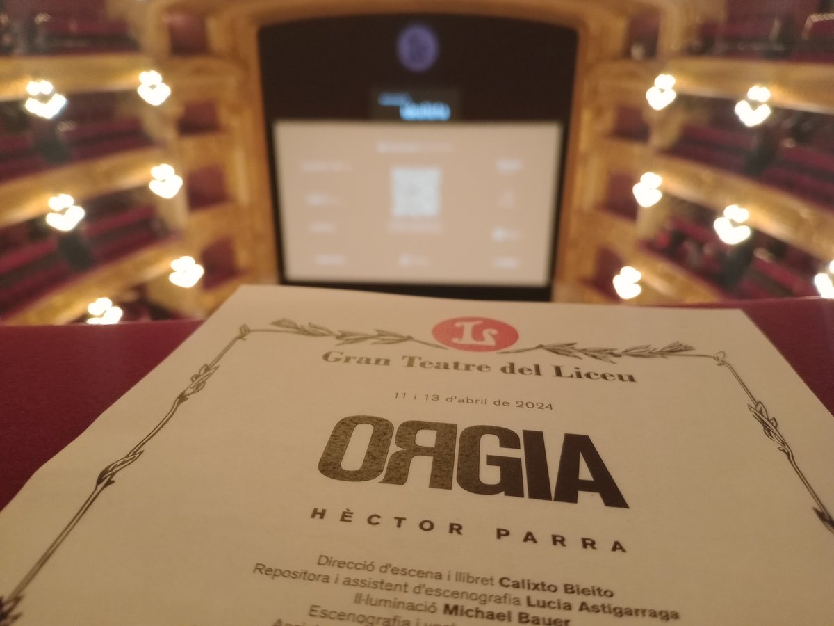 En uns pocs minuts... #HectorParra @liceu