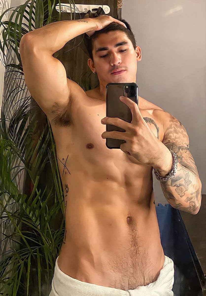 legitmikeldaks's tweet photo. Nagpapachupa ako ng libre basta kaya mo isubo ng buo to? 🤭

Dm to avail my telegram channel https://t.co/kQIWYGzjMN