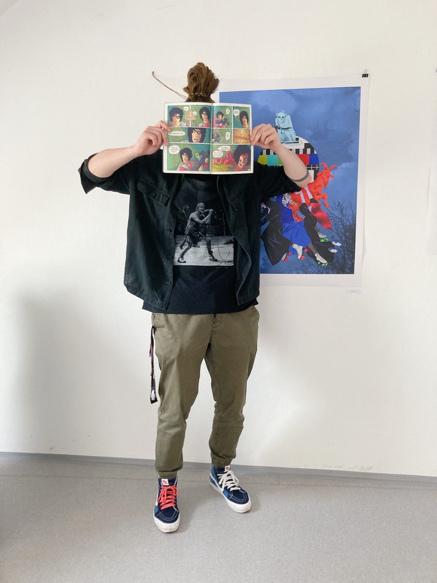 artereniac's tweet photo. quickly fly to the exhibition @pomimocomics in da @mestska_kniznica_bratislava and you will also find my comic there 🔥🤘
foto by @saint_laila ❤️
#eniac #pomimo #artereniac #comics #indiecomics #bratislava https://t.co/DndfycSPMs