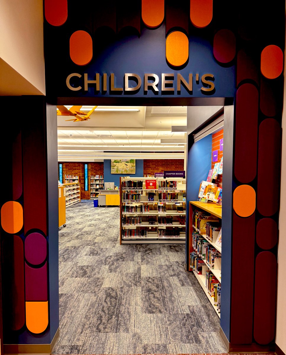 LDahlkemper's tweet photo. Evergreen Library's grand re-opening is today! This beloved gathering place offers new amenities that reflect the cmty’s wishes—a teen space, children's story time area, &amp; more. The library’s ribbon-tying y’day celebrates its role in bringing our #Jeffco community together.❤️ https://t.co/wV8tDGJXLU