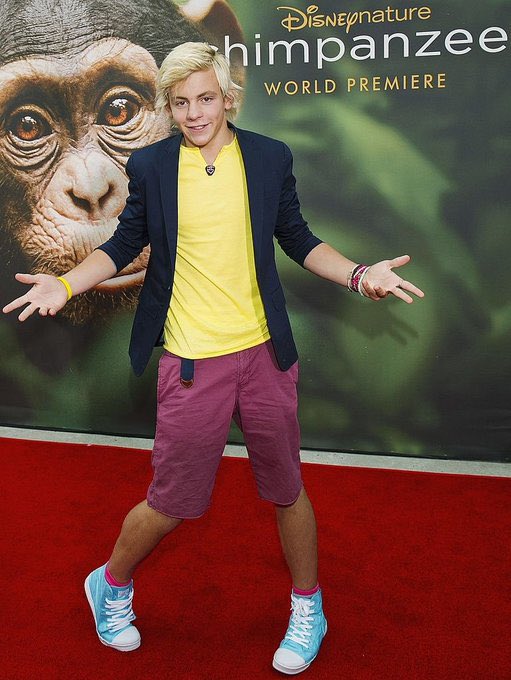sure you’re a ross lynch fan but were you here when these pictures of his fit from the chimpanzee world premiere dropped