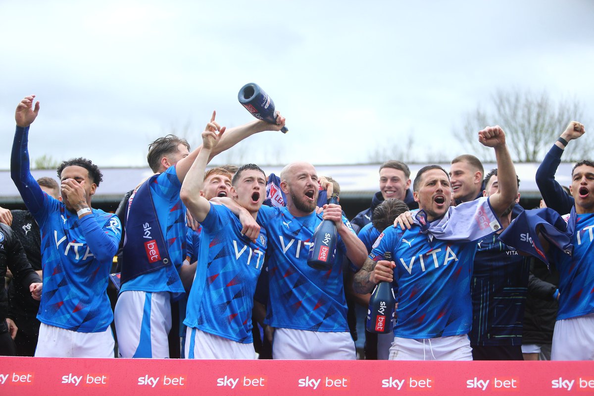 Sky Bet League Two tweet media