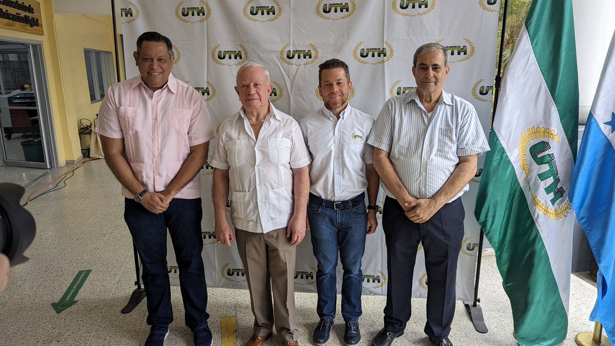 rogervhn's tweet photo. El día de hoy se llevó a cabo el lanzamiento del Hub de Ingeniería en UTH San Pedro Sula, en presencia de la directiva de la Cámara de Comercio e Industria de Cortés, alumnos de UTH de la facultad de ingeniería e invitados especiales.

En este Hub se hizo un pequeño y magistral recorrido por nuestros laboratorios de Mecatrónica, espacio donde nuestros estudiantes aprenden haciendo en las diferentes máquinas tecnológicas adquiridas para su total aprendizaje. 

Este es el reflejo del compromiso que tiene UTH con la población e industria hondureña, en entregarle profesionales altamente calificados que destaquen a nivel nacional e internacional.

Si te interesa conocer más acerca de nuestra ingeniería en Mecatrónica, haz clic en el siguiente link https://t.co/bti7WIxxce

@rogervalladares
@CCICHN
@kqubain1 
@UTHEDU