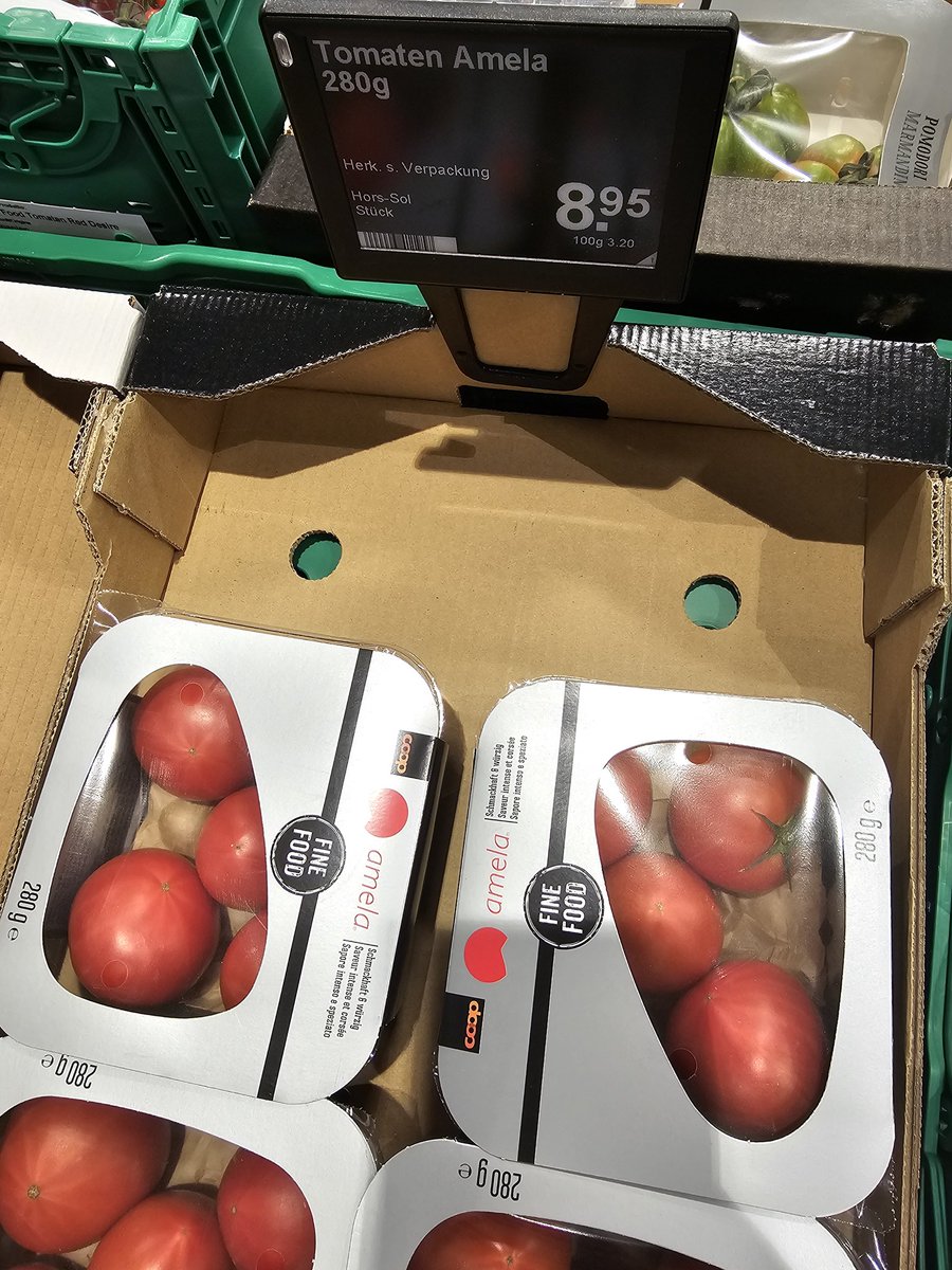 Wow, hier gibt's 1kg Tomaten für umgerechnet 32 CHF. 😲