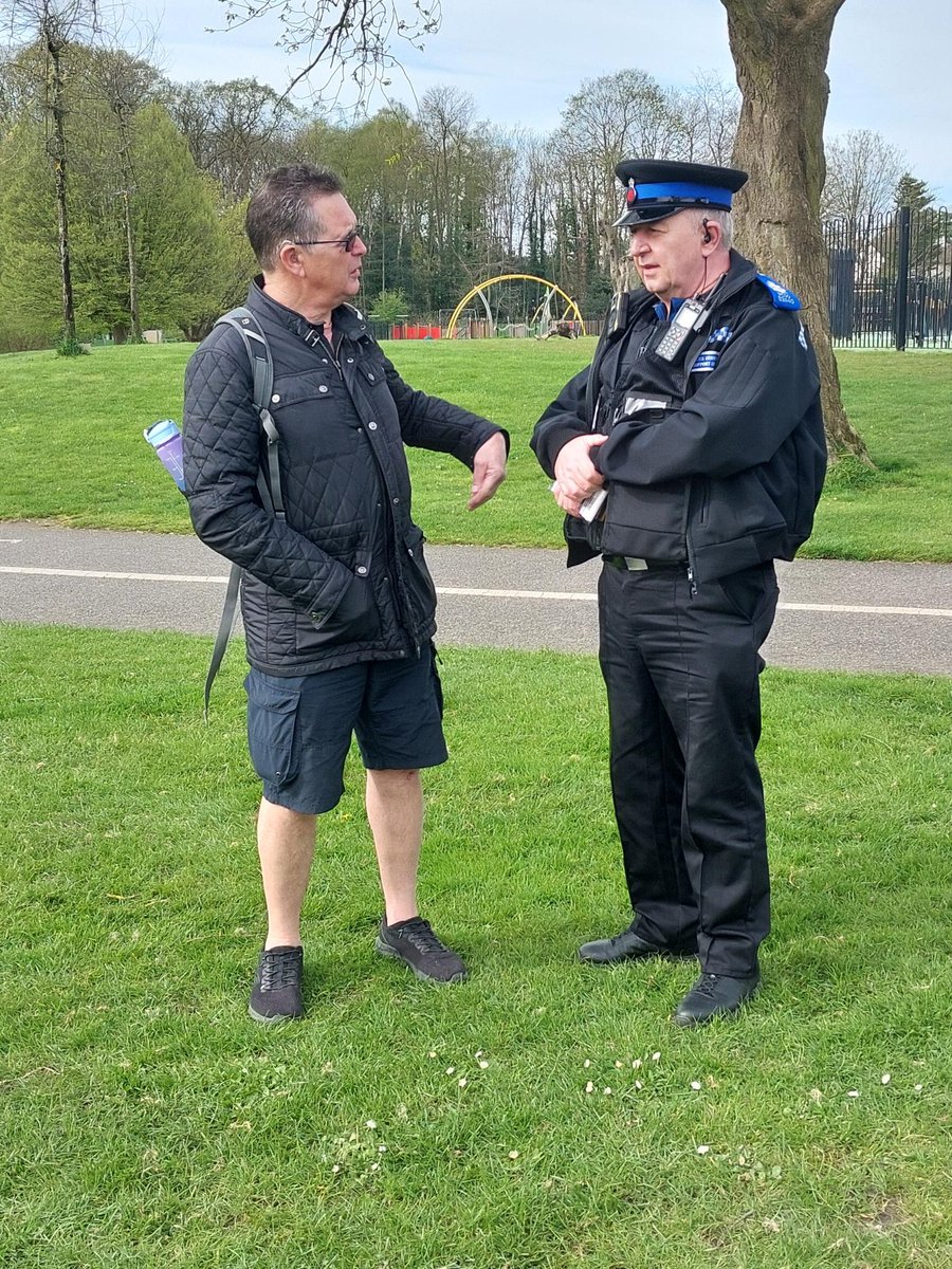 PSCO SPARROW, PCSO STEWART AND PCSO DIXON-PETERS where at King Georges Playing Field yesterday. They spoke with members of the community around bike security and marked 10 in bikes in total. #communitypolicing For more information visit esxpol.uk/EnCjQ